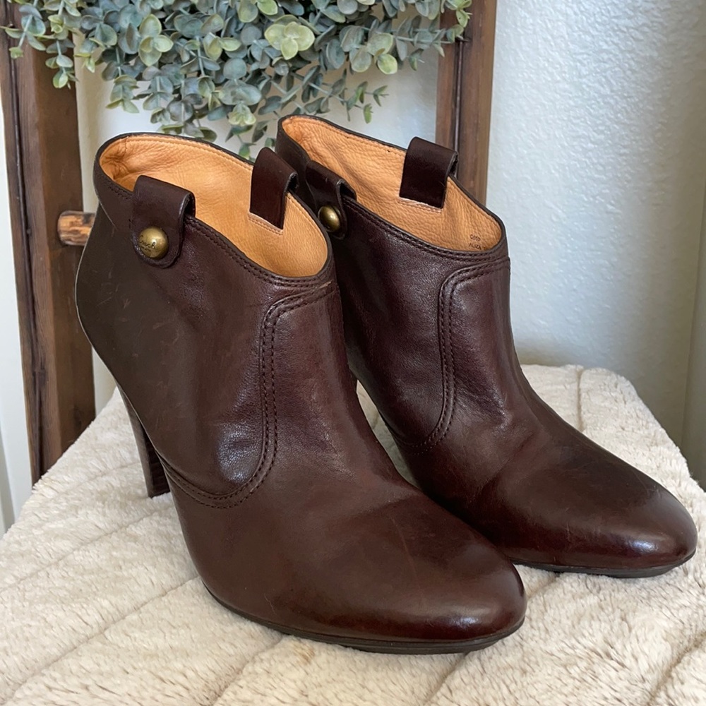 COACH Aliza Booties brown size 10
